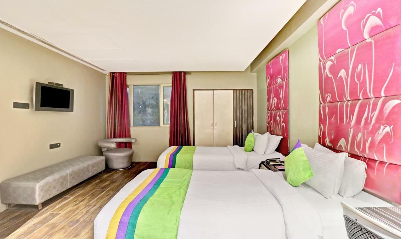 The Spring Hotel Chennai Eksteriør billede