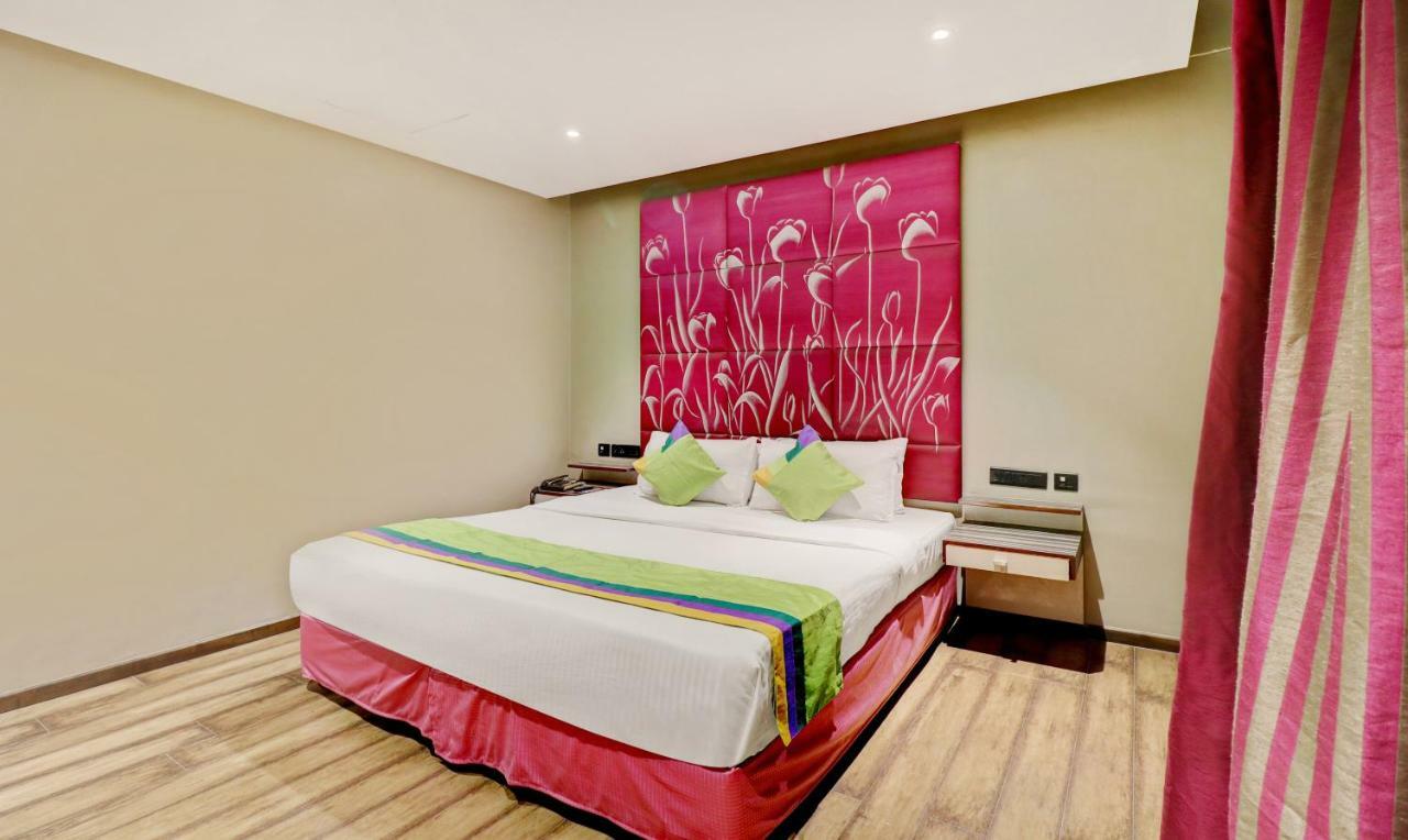 The Spring Hotel Chennai Eksteriør billede